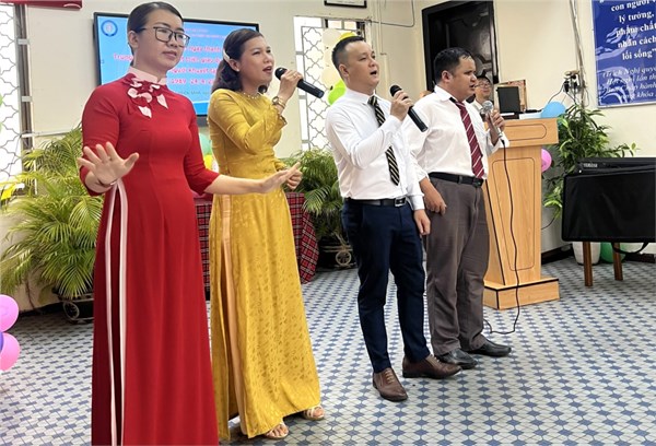 Họp mặt Kỷ niệm 35 năm ngày thành lập Trung tâm